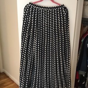 Navy and white skirt